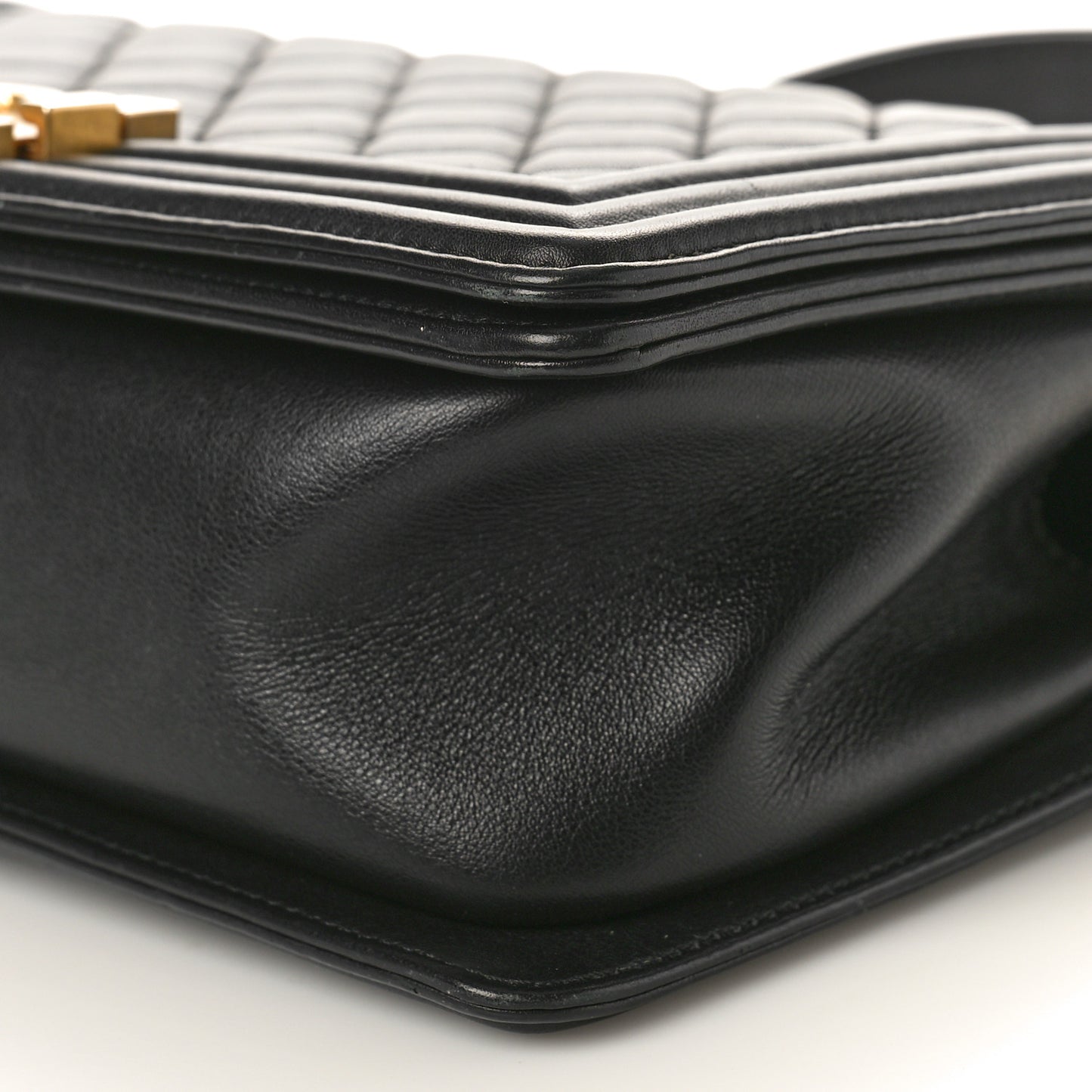 Lambskin Quilted Medium Boy Flap Black