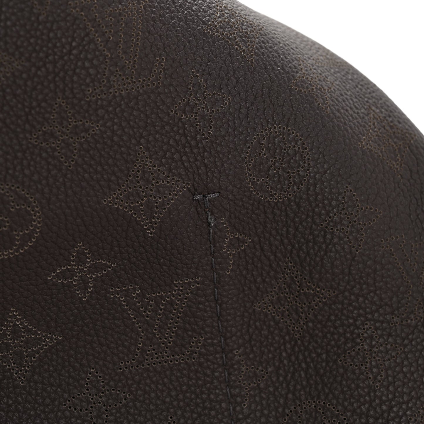 Mahina Carmel Hobo Chocolate