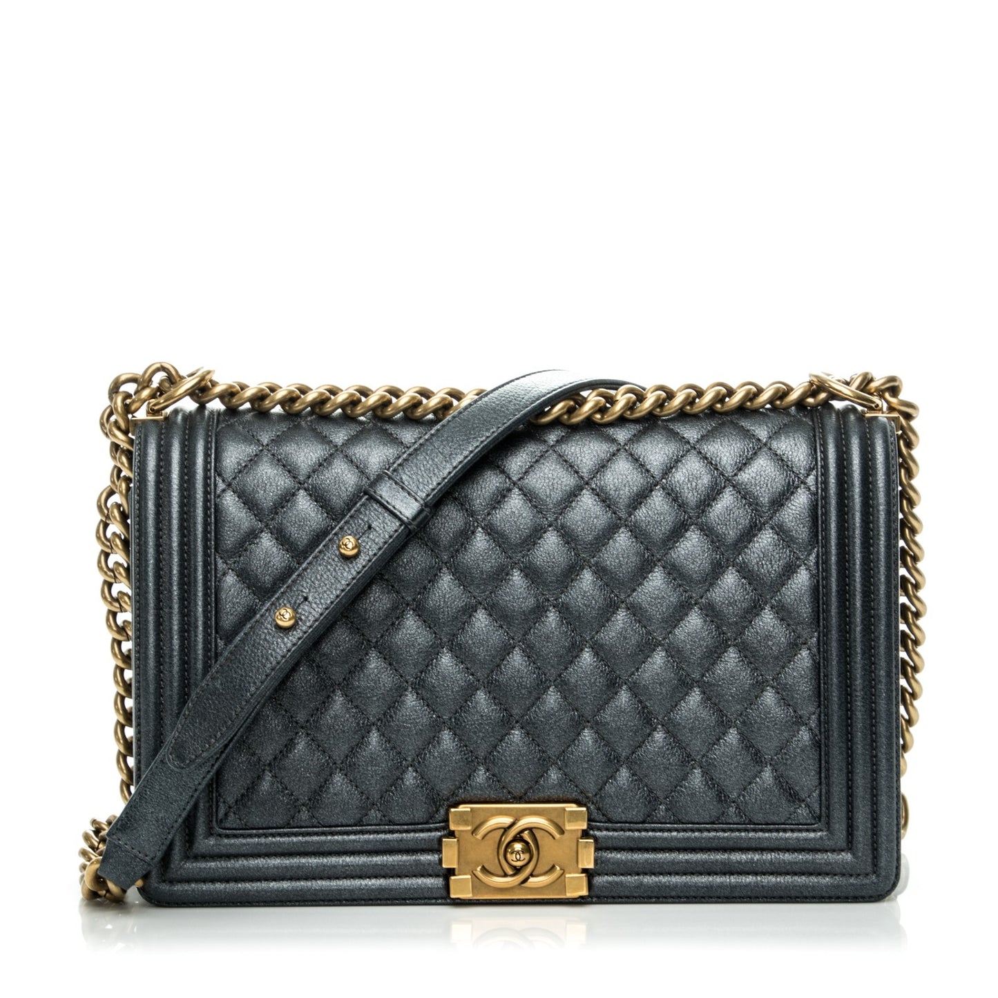 Pearl Calfskin New Medium Boy Flap Dark Grey