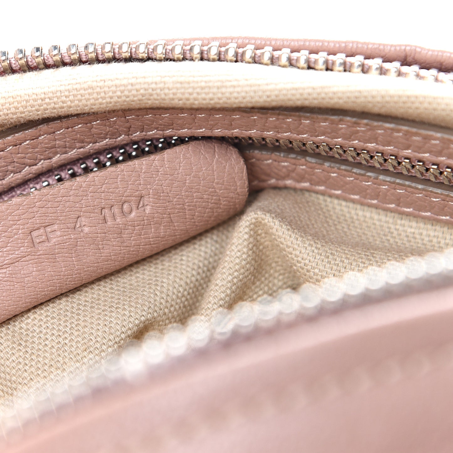 Sugar Goatskin Large Pandora Beige