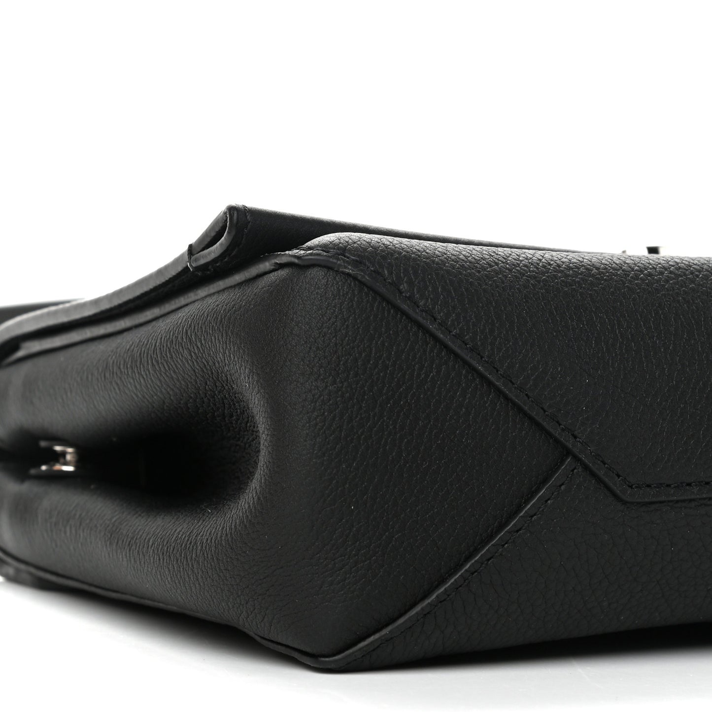 Calfskin Lockme II Chain Bag BB Black