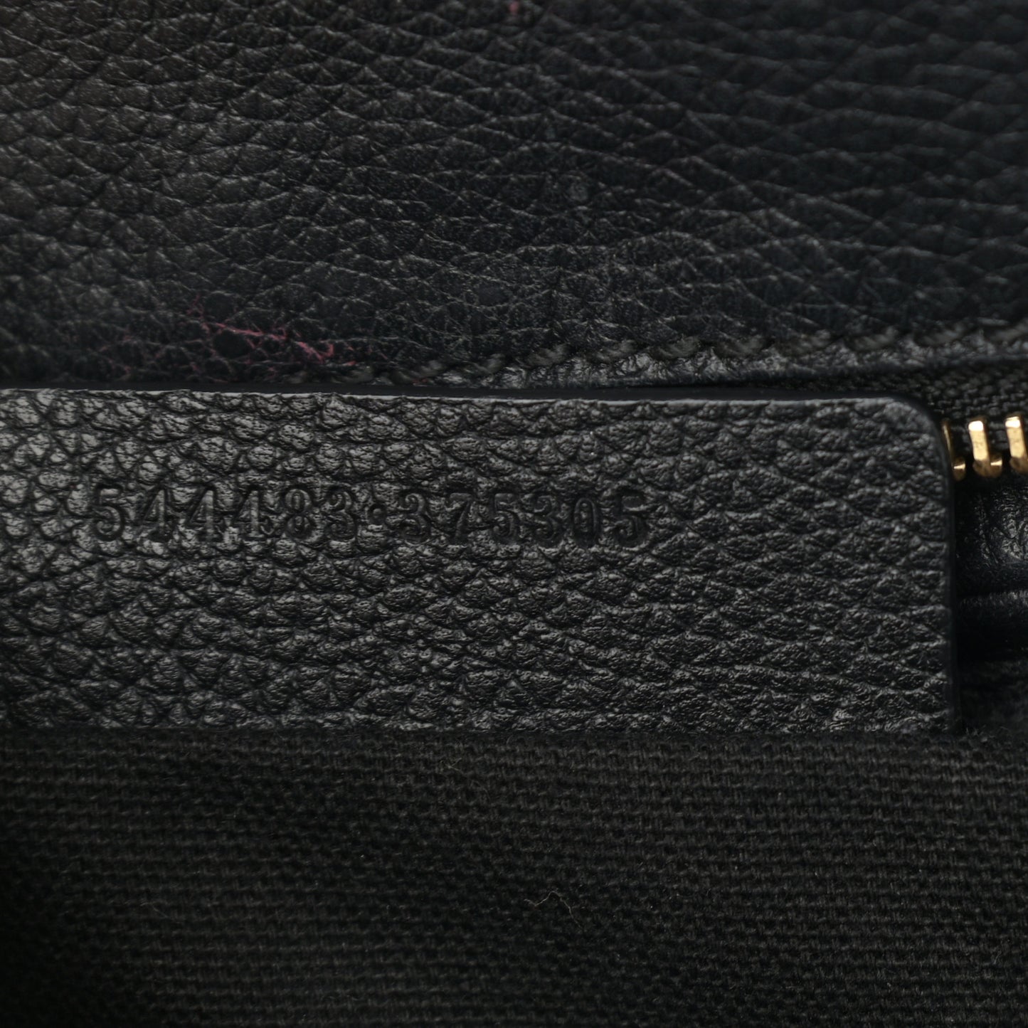 Pebbled Calfskin Large Skull Padlock Zip Around Tote Black