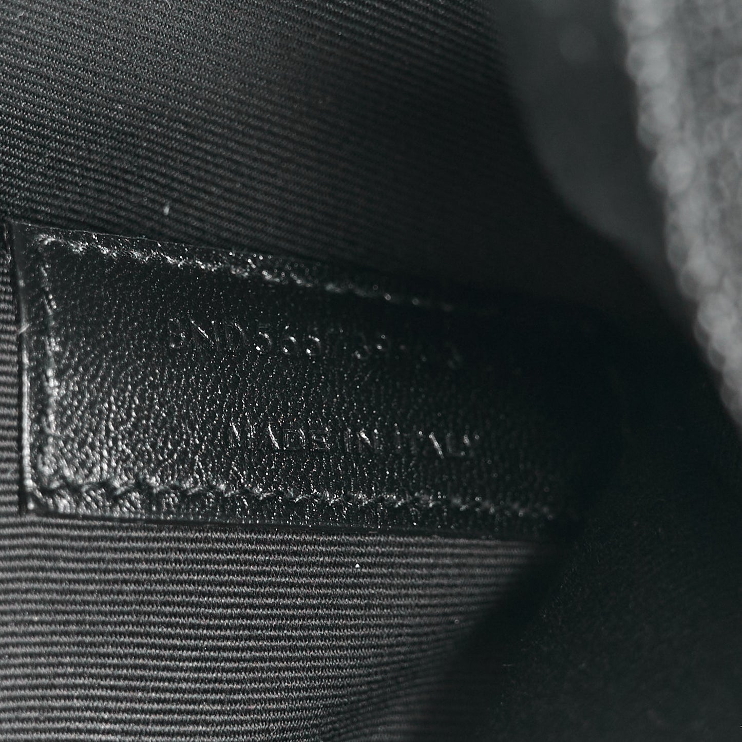 SAINT LAURENT Grain De Poudre Uptown Pouch Black