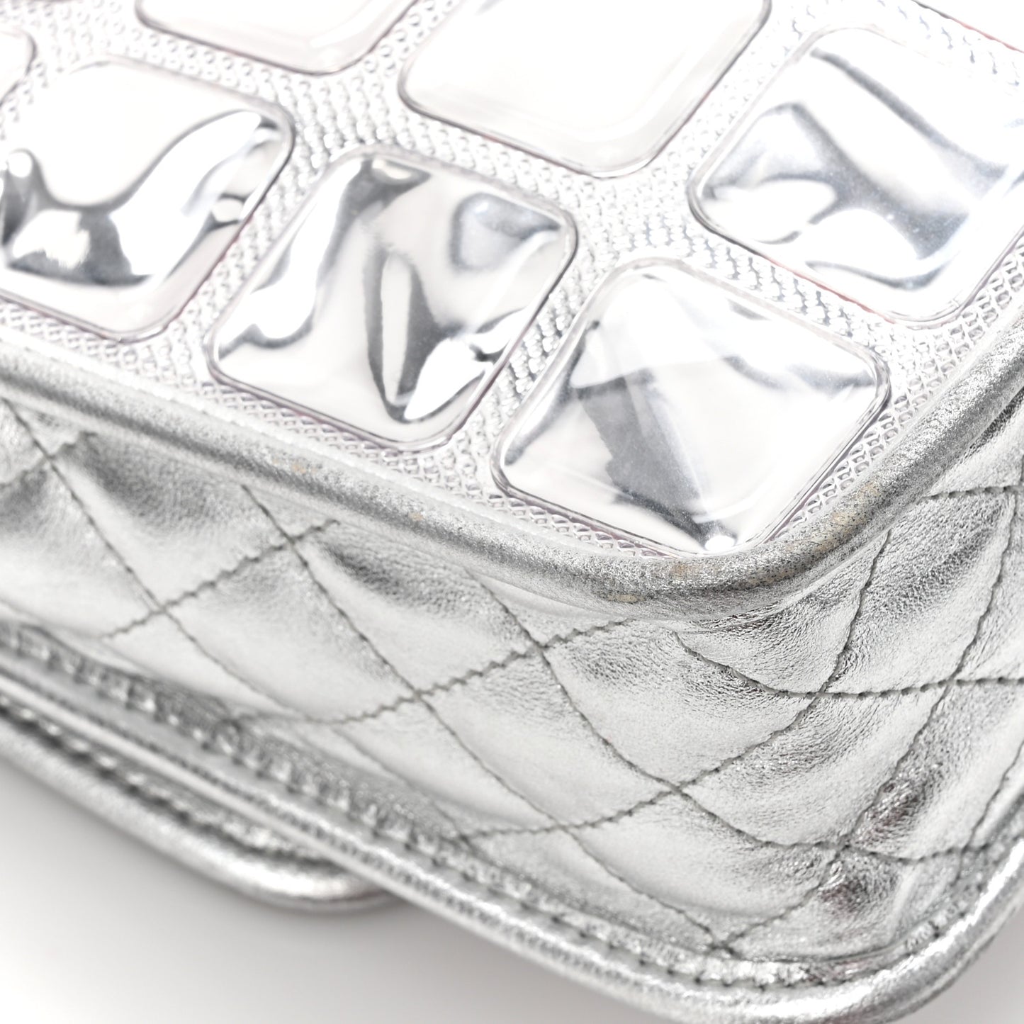 Vinyl Large Ice Cube Flap Silver