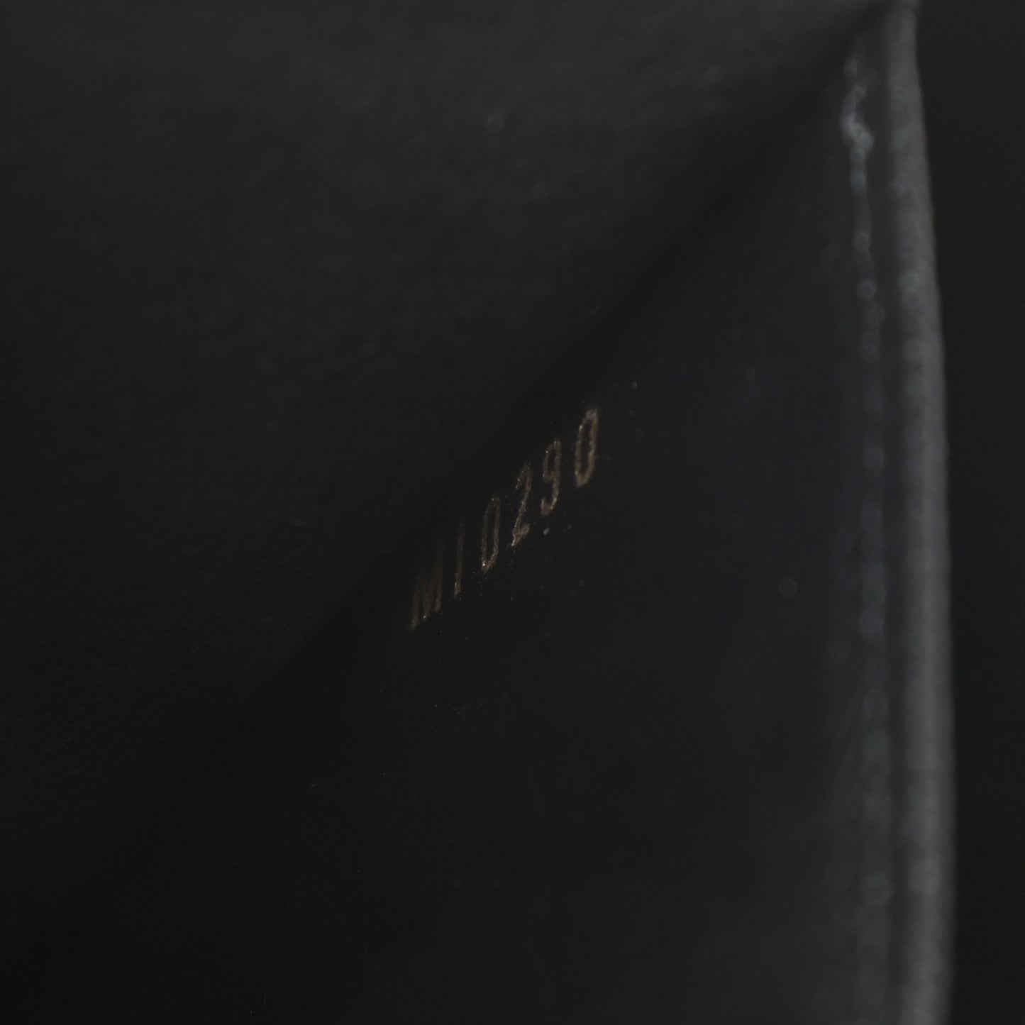 Reverse Monogram Giant Double Zip Pochette