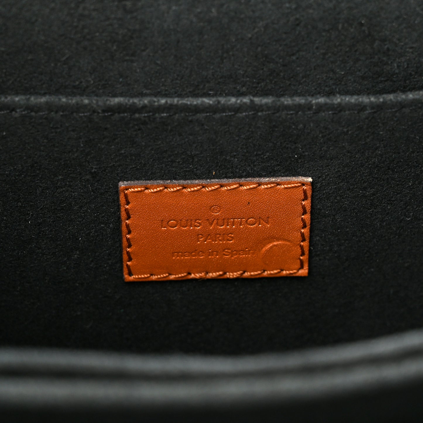 Reverse Monogram Dauphine MM