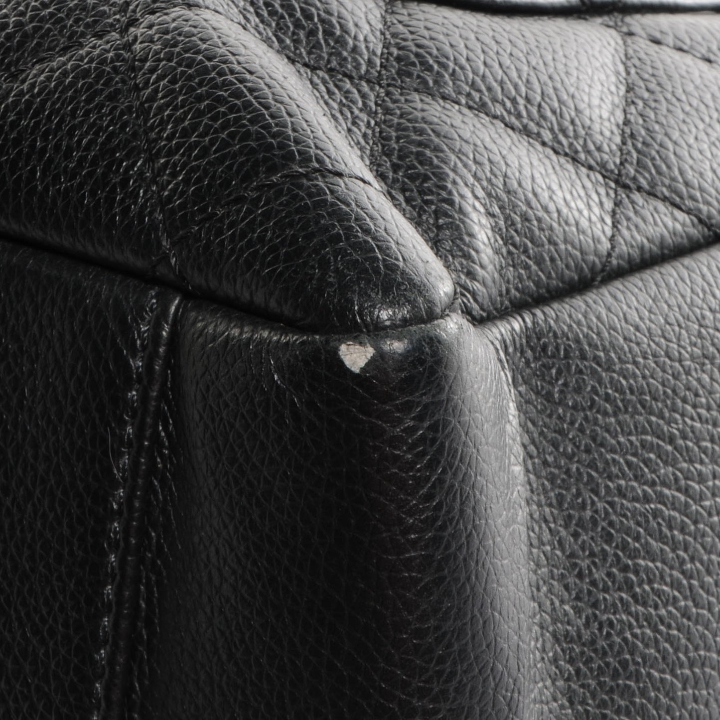 Caviar Grand Shopping Tote GST Black