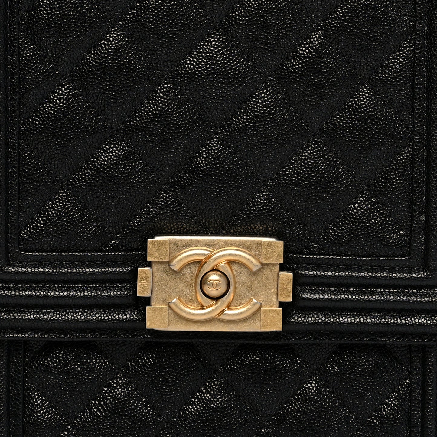 Caviar Quilted North South Boy Flap Black