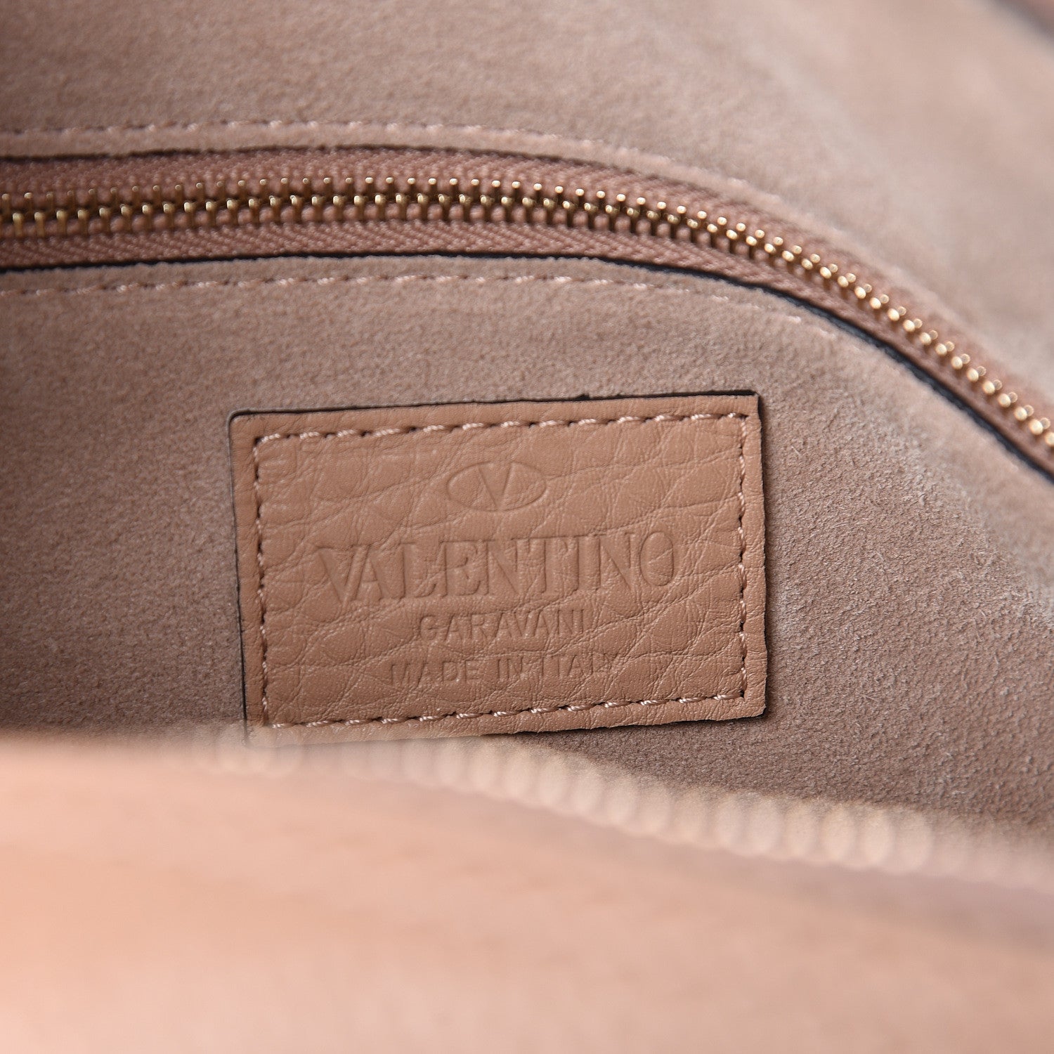 Valentino Garavani Pebbled Calfskin Rockstud Boston Duffle Bag Skin Sorbet 8 of 9