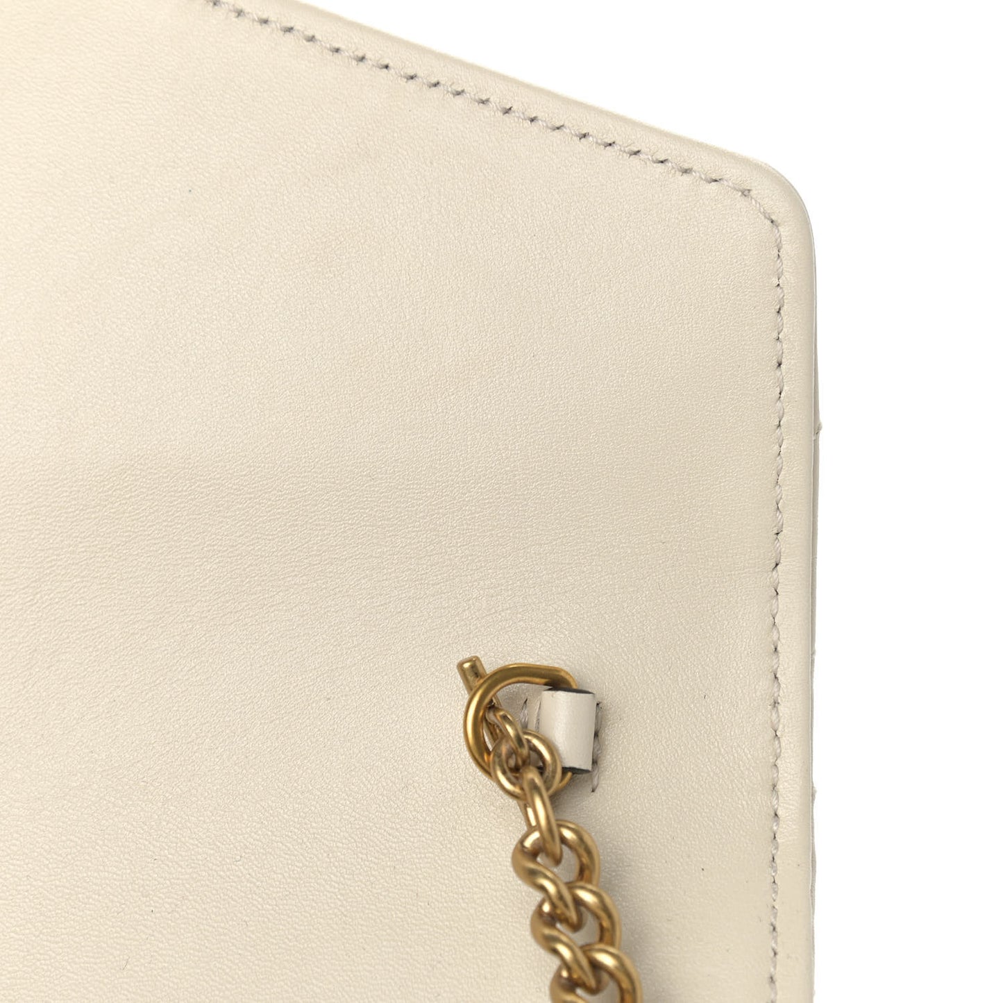 Calfskin Matelasse GG Marmont Chain Wallet Mystic White