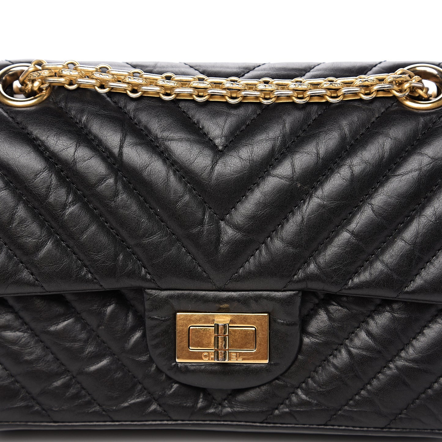 Aged Calfskin Chevron Quilted 2.55 Reissue 224 Flap Black