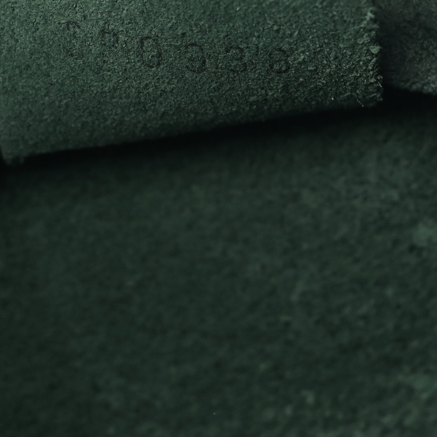 Louis Vuitton Taiga Kendall GM Epicea 9 of 11