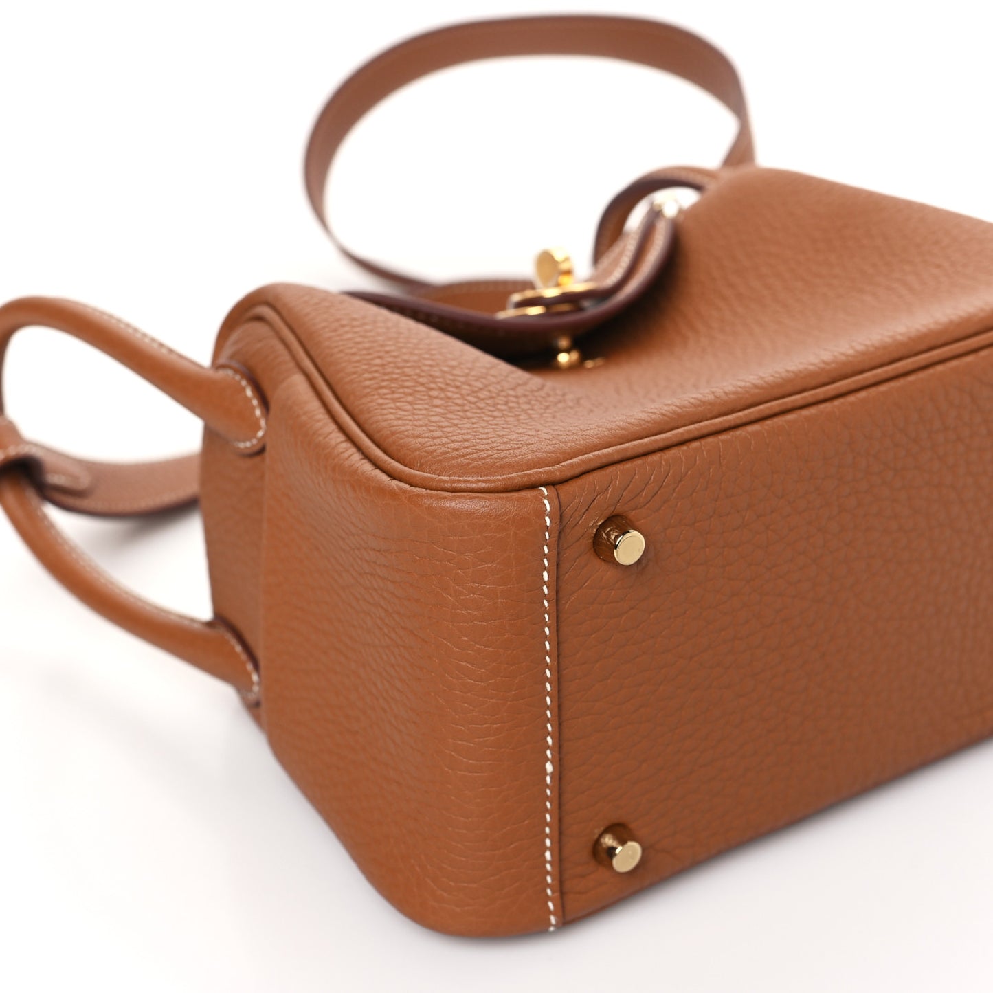 Taurillon Clemence Mini Lindy 20 Gold