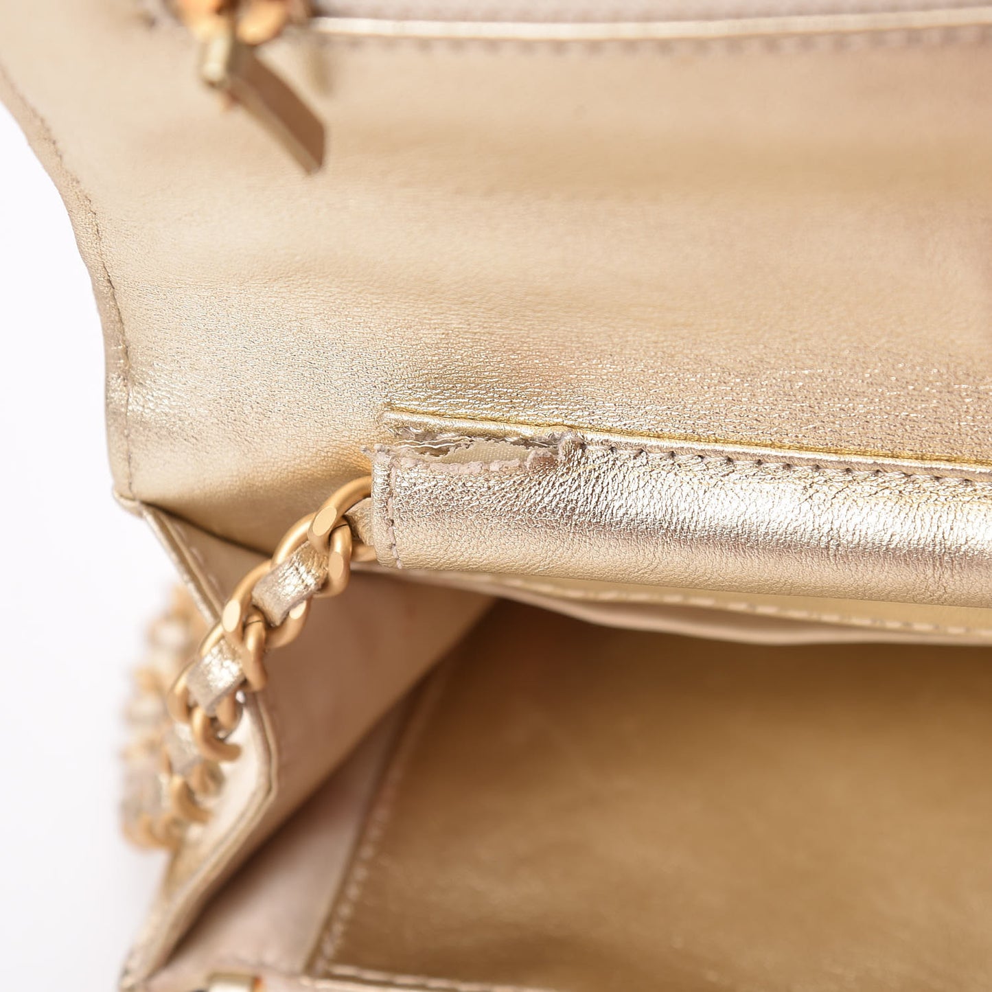 Nylon Travel Wallet On Chain WOC Metallic Gold