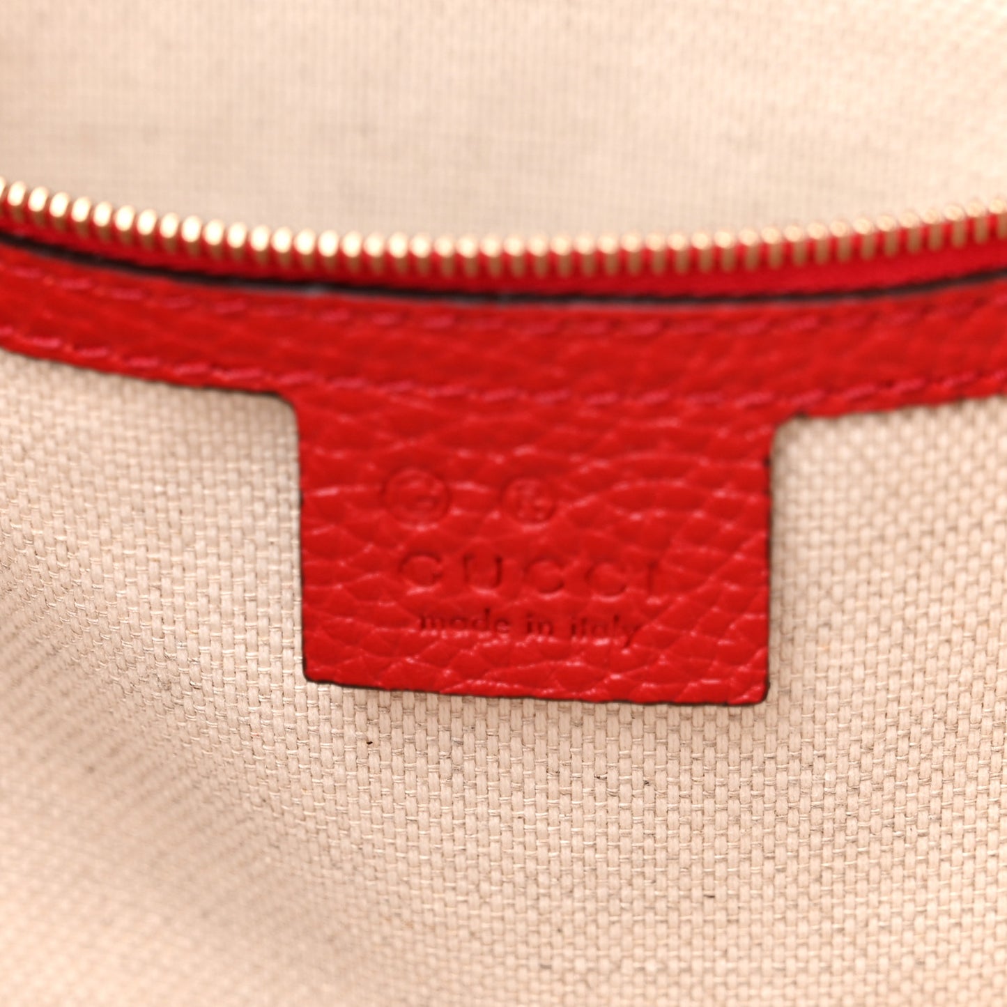 Cellarius Calfskin Medium Soho Chain Shoulder Bag Vibrant Red