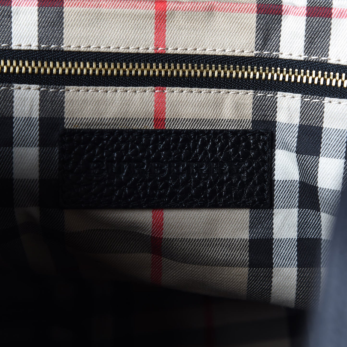 London Grainy Calfskin Medium Baynard Tote Black