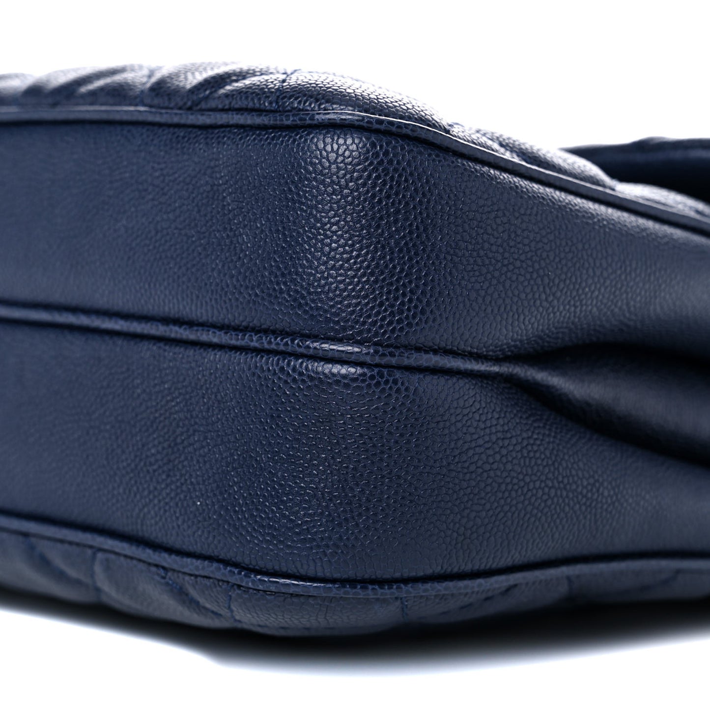 Caviar Quilted Medium Urban Companion Flap Navy