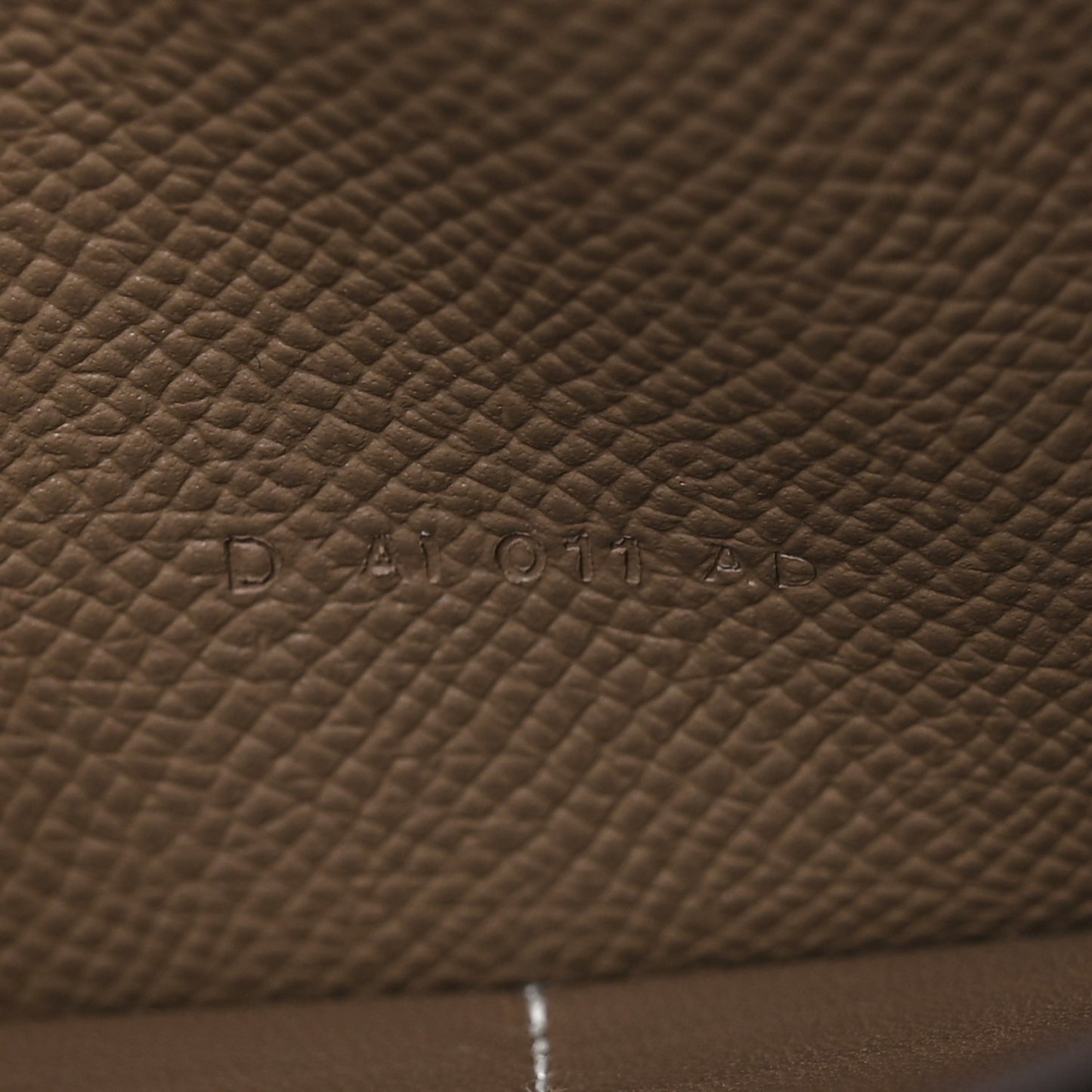 Epsom Kelly Longue Wallet Etoupe