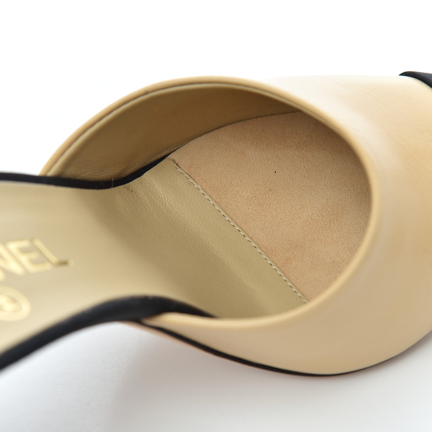 Goatskin Grosgrain Cap Toe Pearl Mule 39 Beige Black