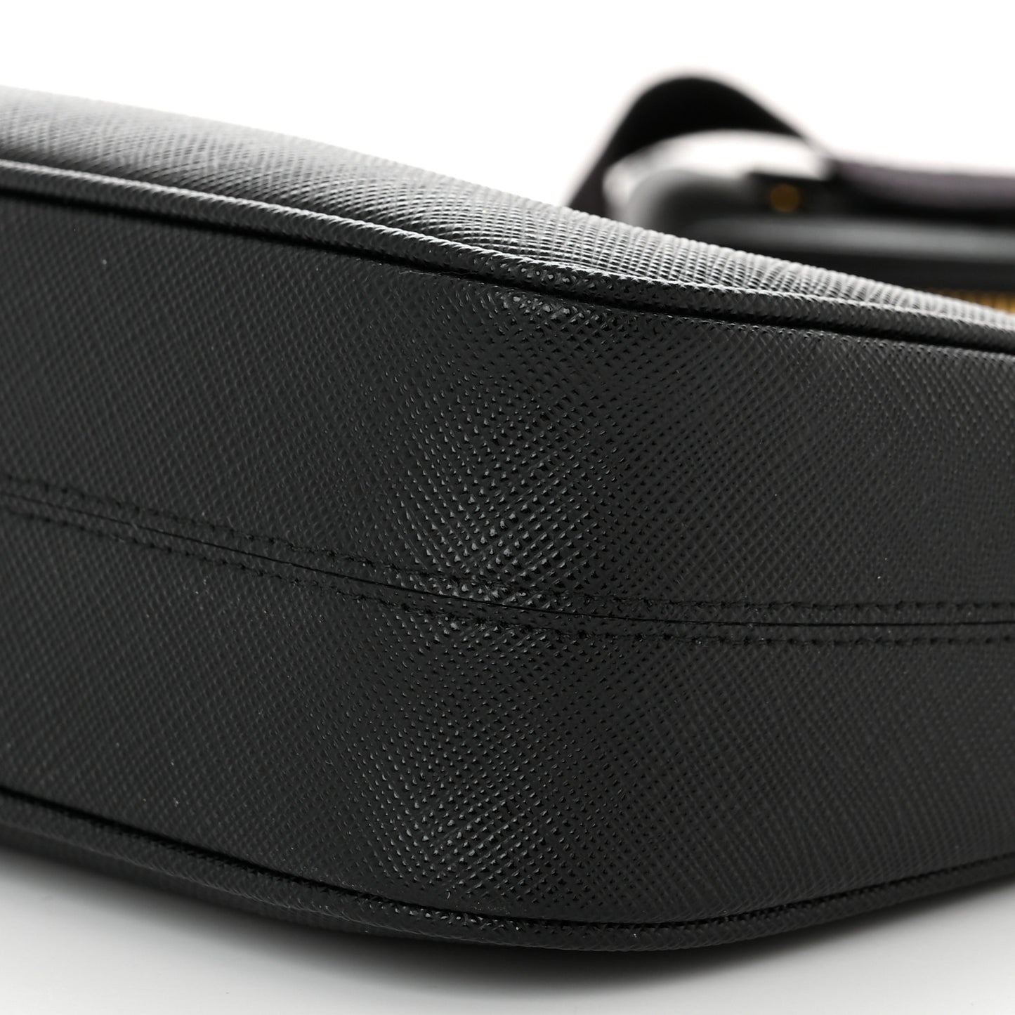 Saffiano Lux Re-Edition 2005 Shoulder Bag Black