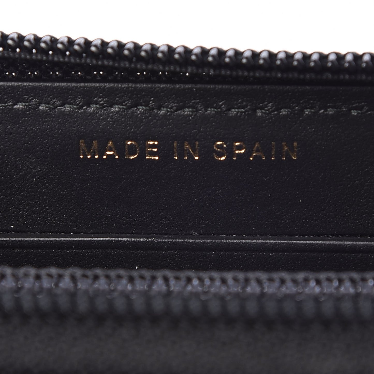 Caviar Quilted Small Boy Zip Around Wallet Black