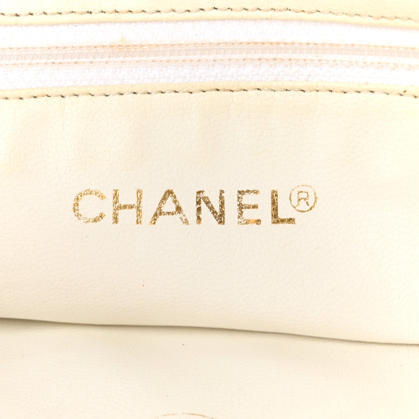 Caviar CC Shoulder Bag White