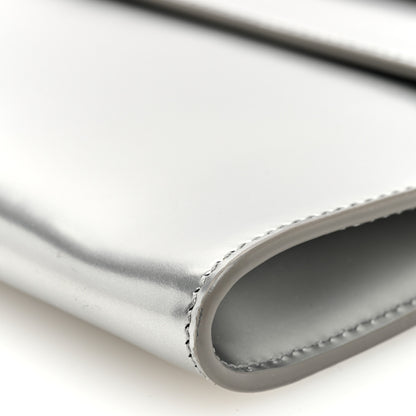 Saint Laurent Metallic Calfskin Manhattan Chain Clutch Metal Argento 9 of 10