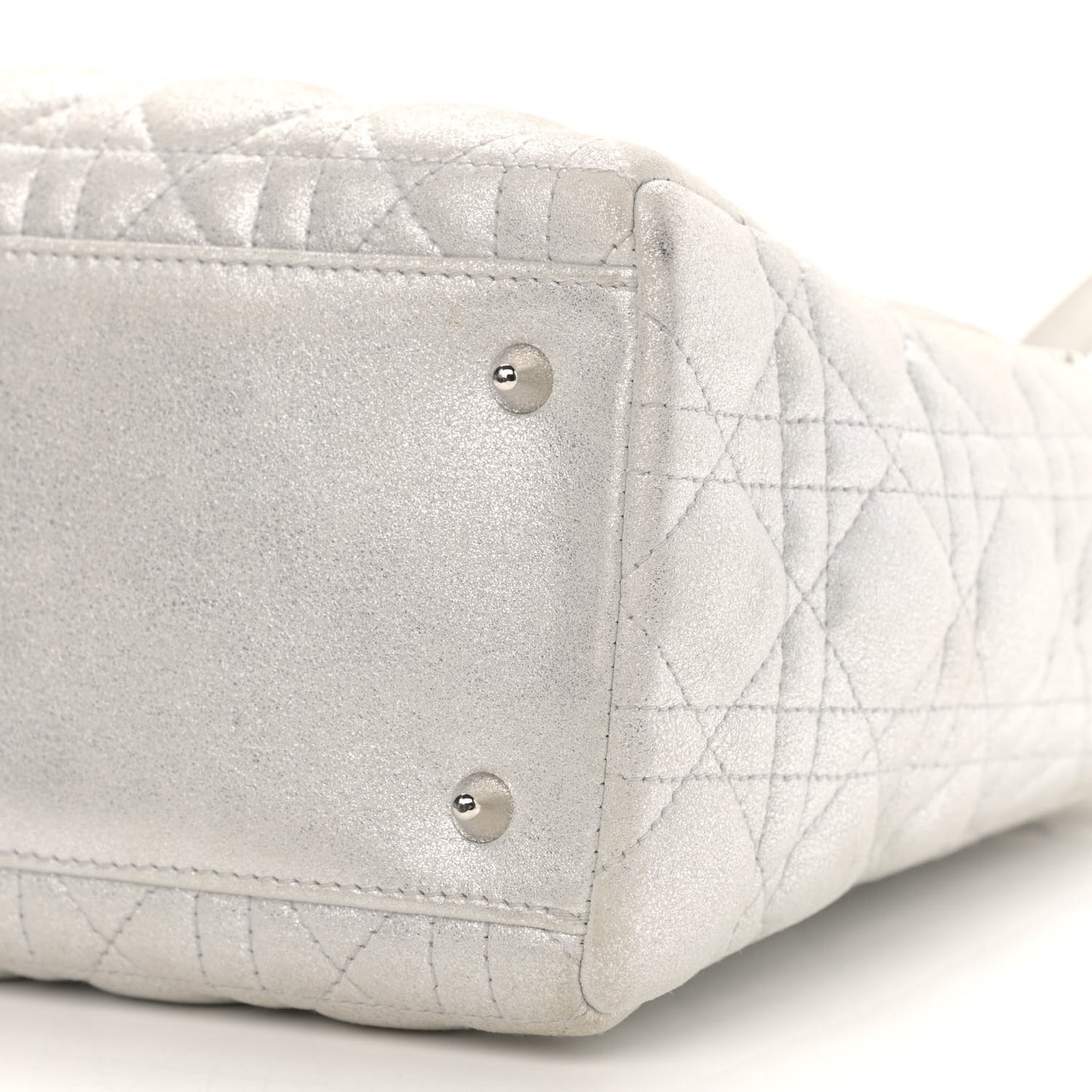 Metallic Lambskin Cannage Medium Lady Dior Silver