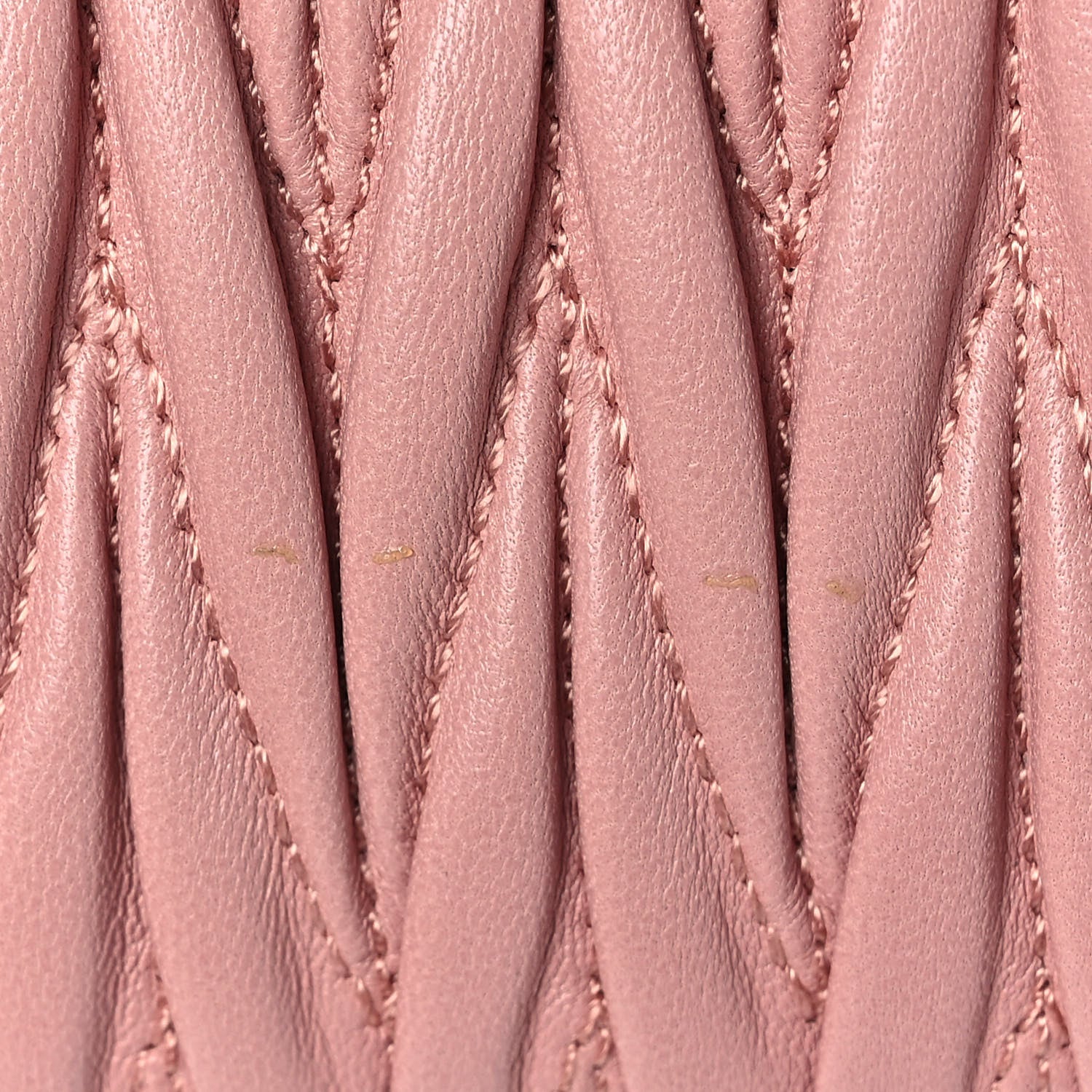 Miu Miu Nappa Matelasse Wallet On Chain Orchidea 13 of 13