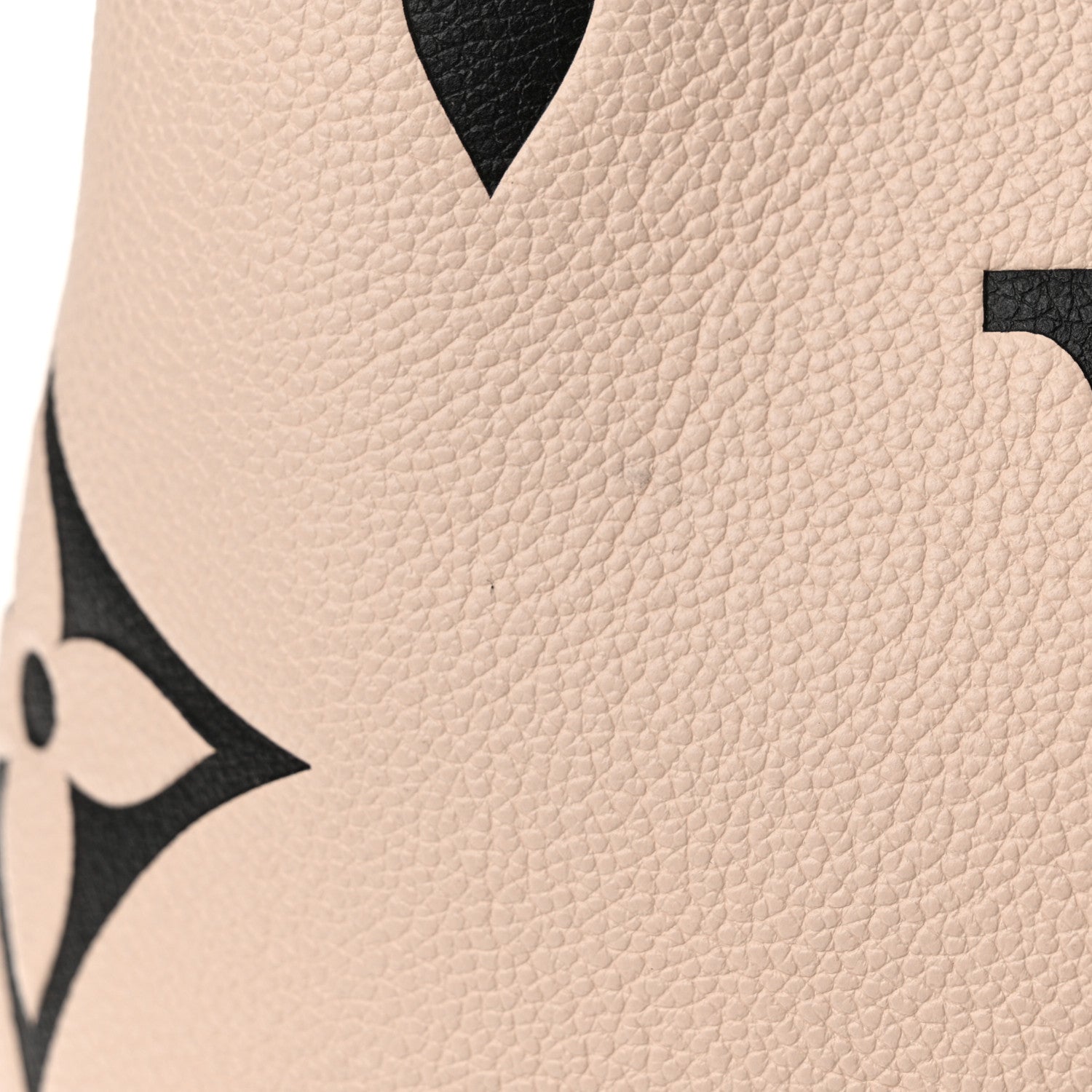 Louis Vuitton Empreinte Monogram Giant Crafty Neonoe MM Creme Black 14 of 16
