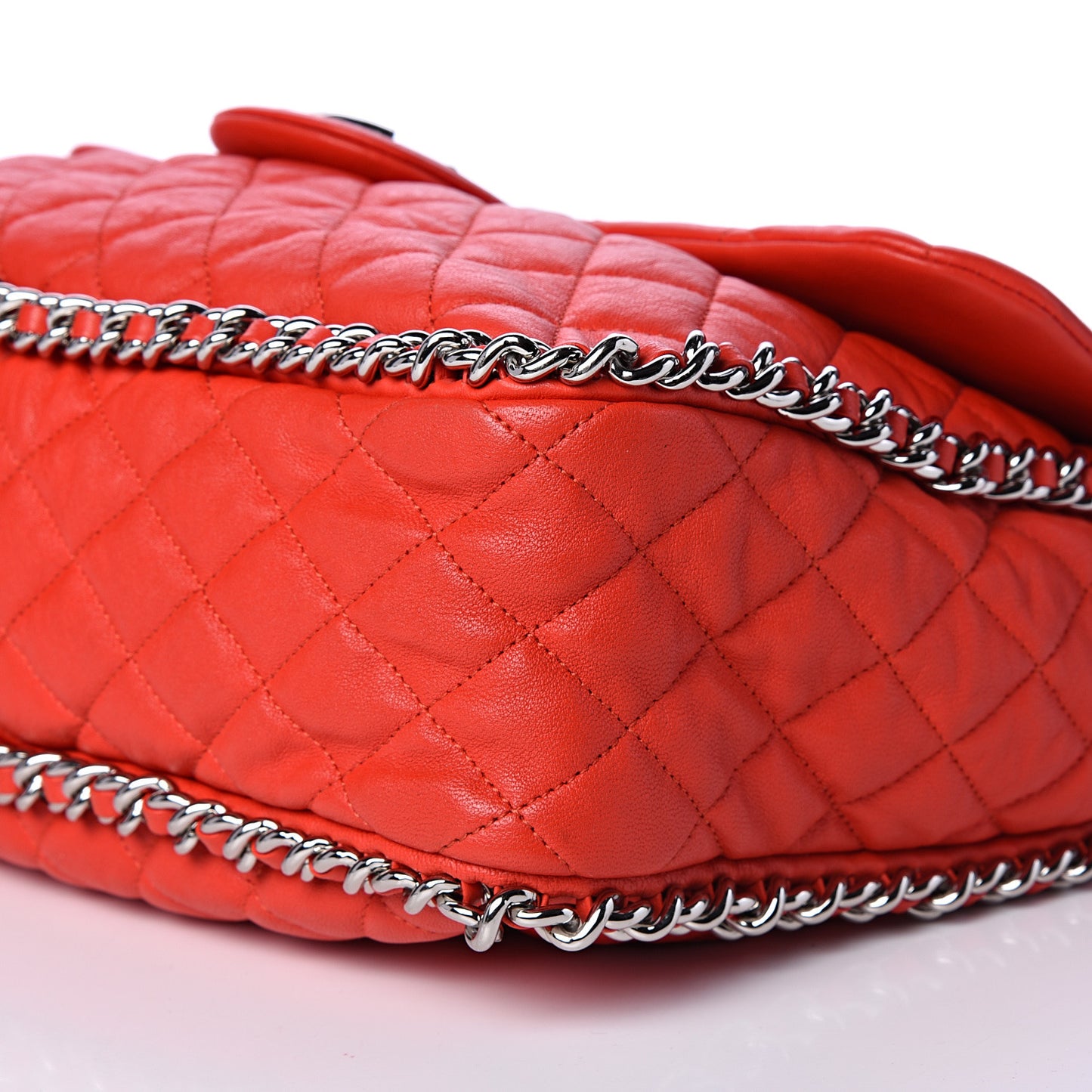 Washed Lambskin Quilted Maxi Chain Around Flap Red