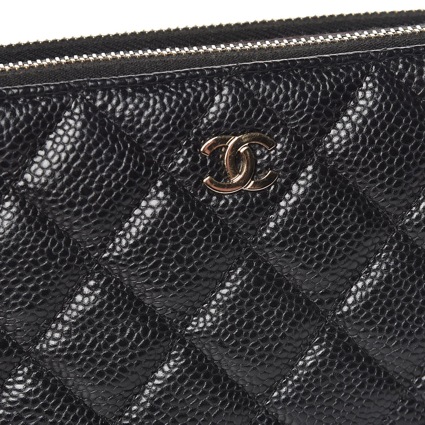 Caviar Quilted Small Clutch With Chain Black