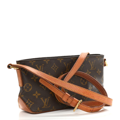 Louis Vuitton Monogram Trotteur 3 of 16
