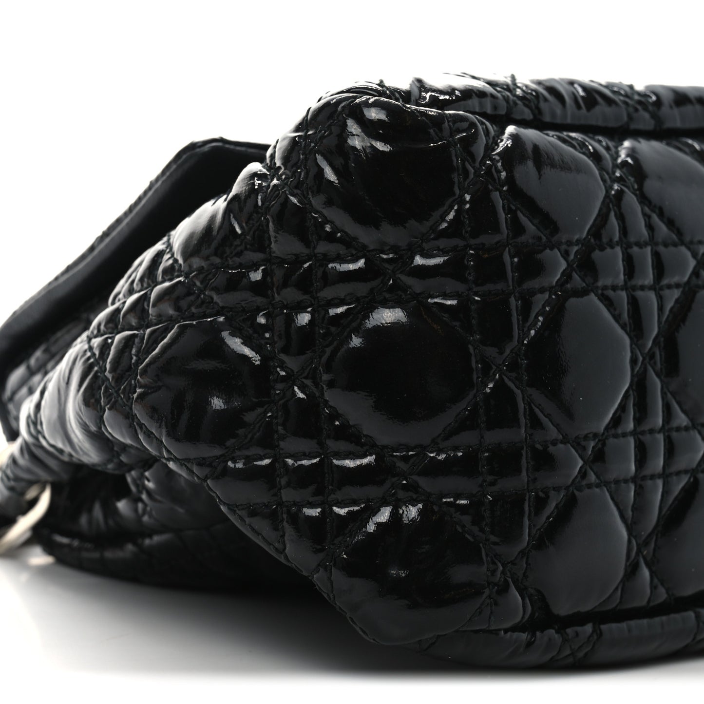 Patent Cannage New Lock Flap Black