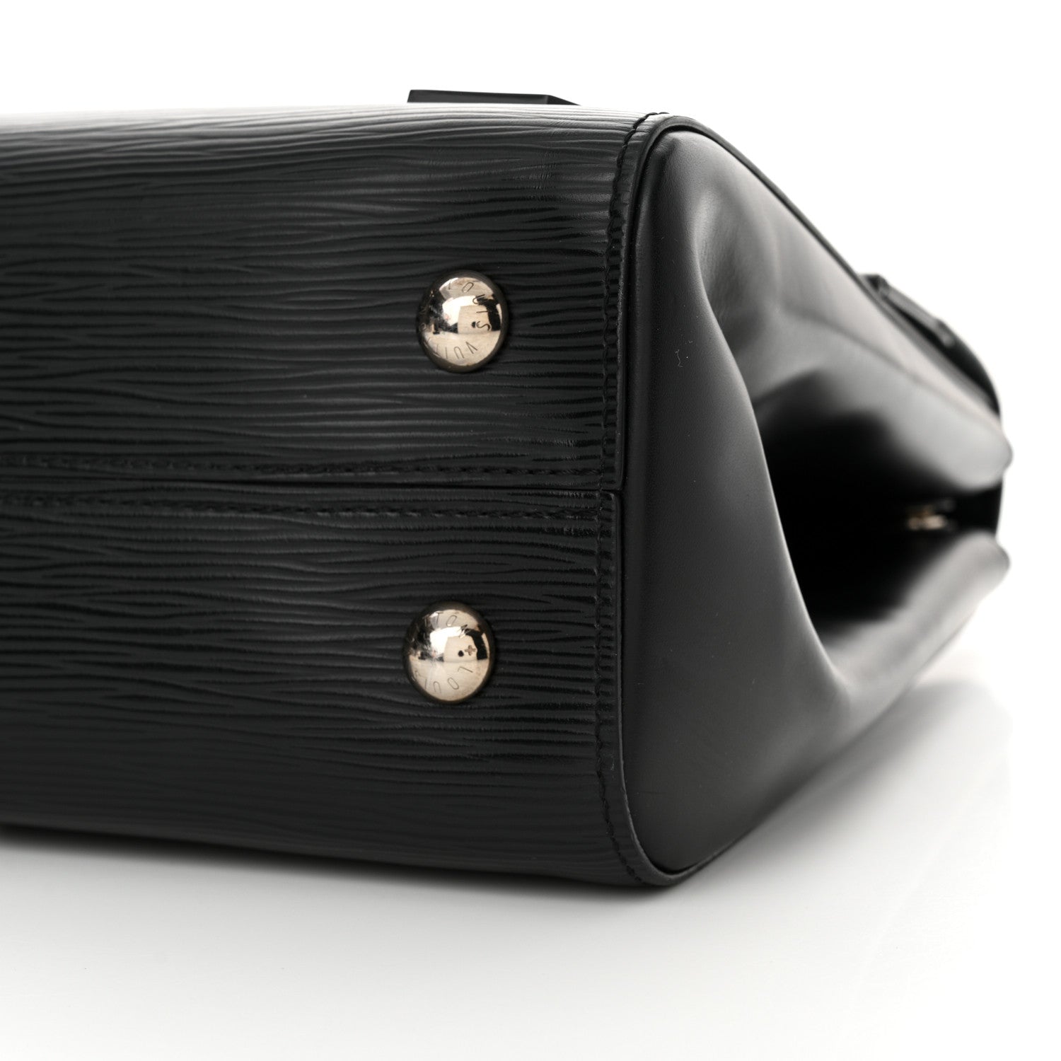 Louis Vuitton Epi Cluny MM Black 9 of 17