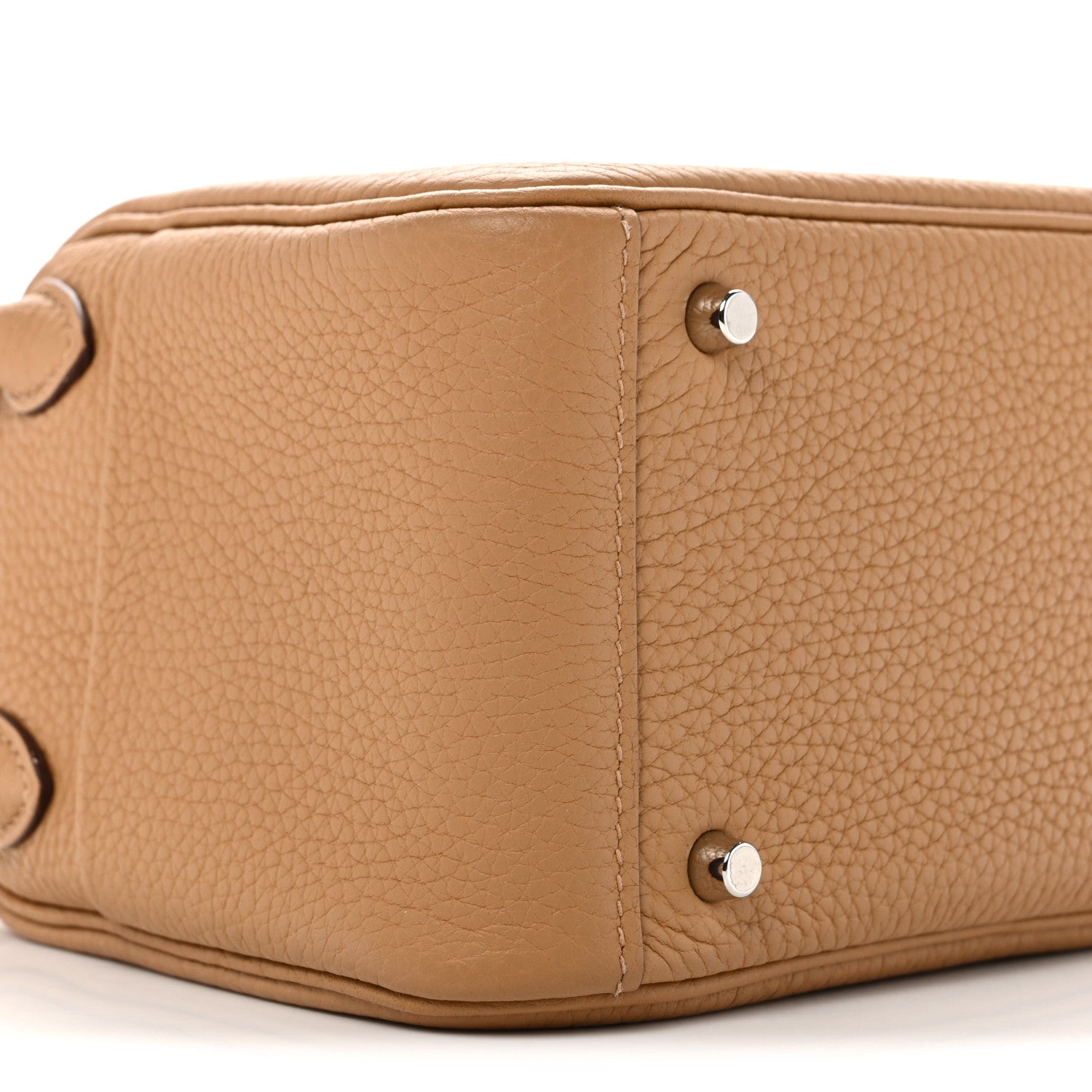 Hermes Taurillon Clemence Mini Lindy 20 Biscuit 9 of 11