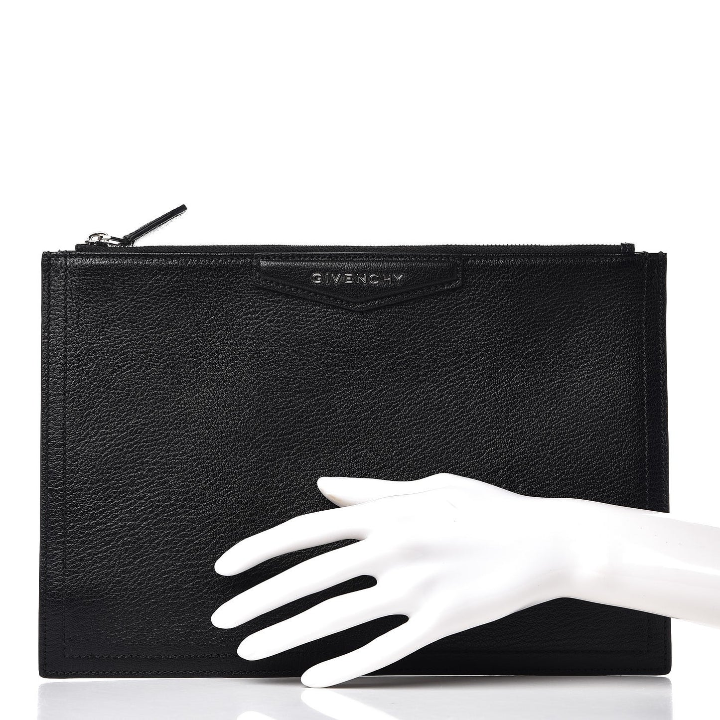 Sugar Goatskin Medium Antigona Pouch Black