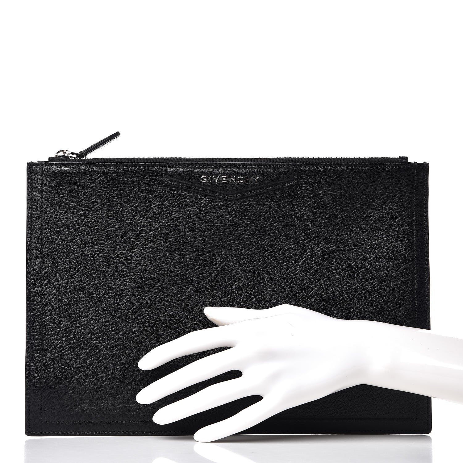 Givenchy Sugar Goatskin Medium Antigona Pouch Black 2 of 7