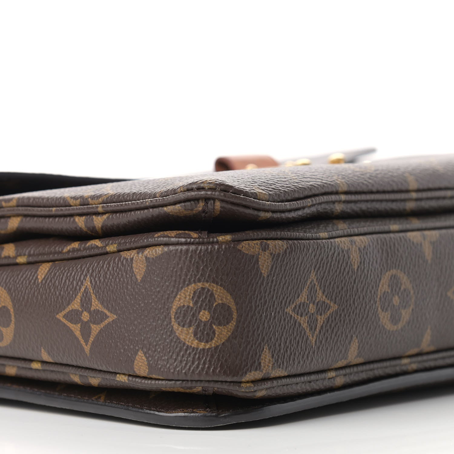 Louis Vuitton Monogram Pochette Metis 8 of 9