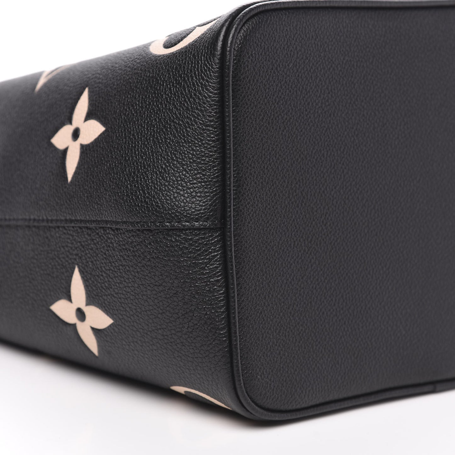 Empreinte Monogram Giant Neonoe MM Black Beige