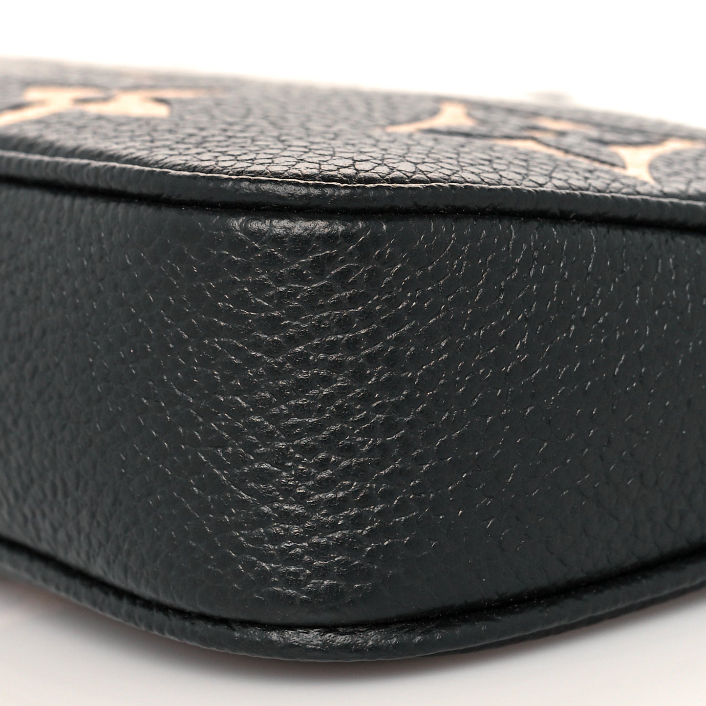 Empreinte Monogram Giant Mini Pochette Accessories Black