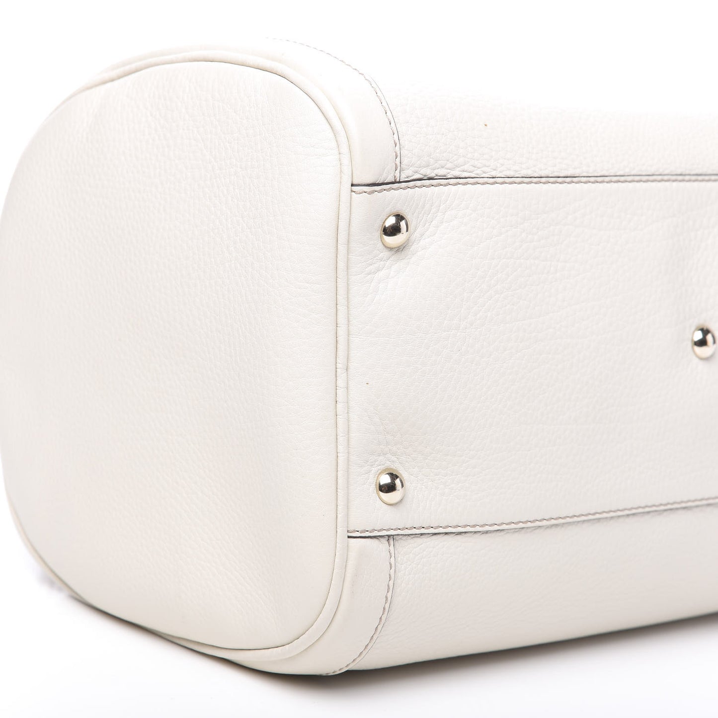 Pebbled Calfskin Medium Soho Boston Off White