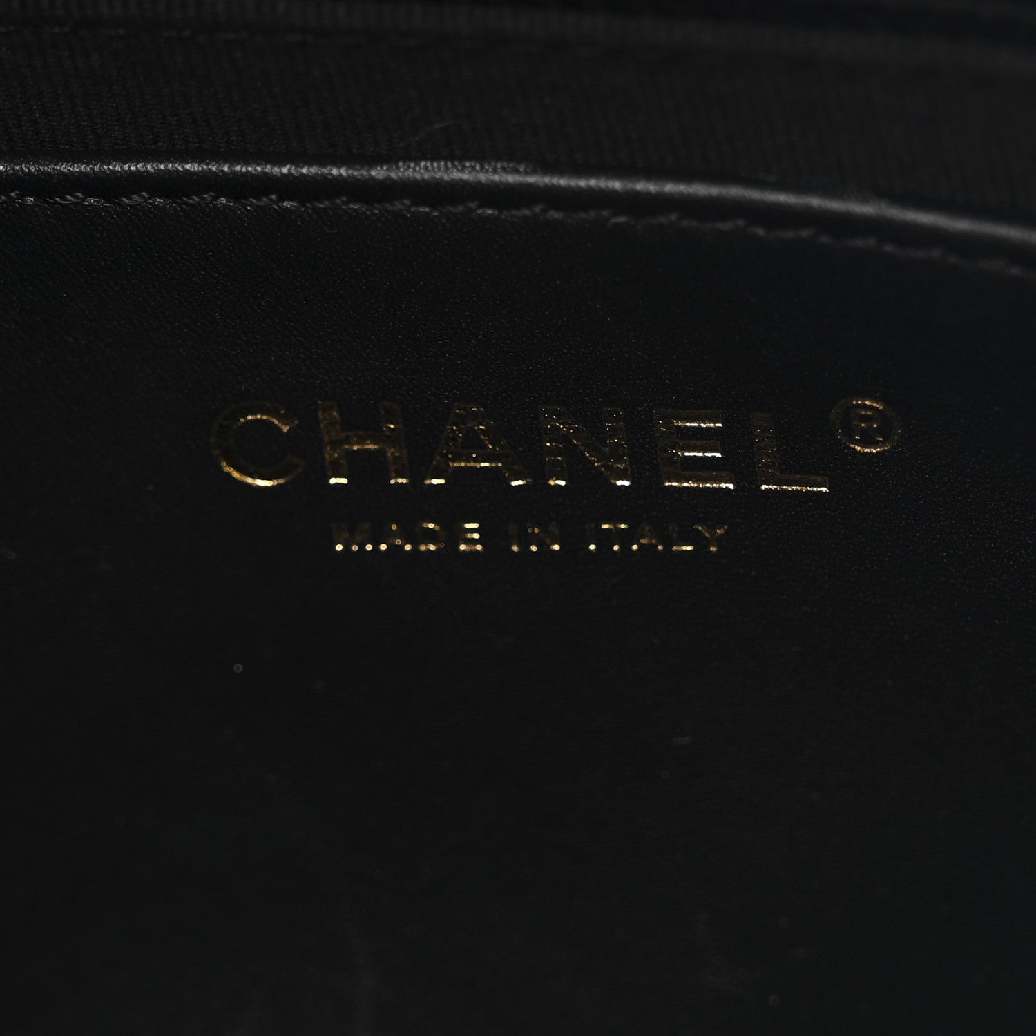 Chanel Metallic Calfskin Pearl Quilted CC Mini Camera Case Ruthenium 6 of 11