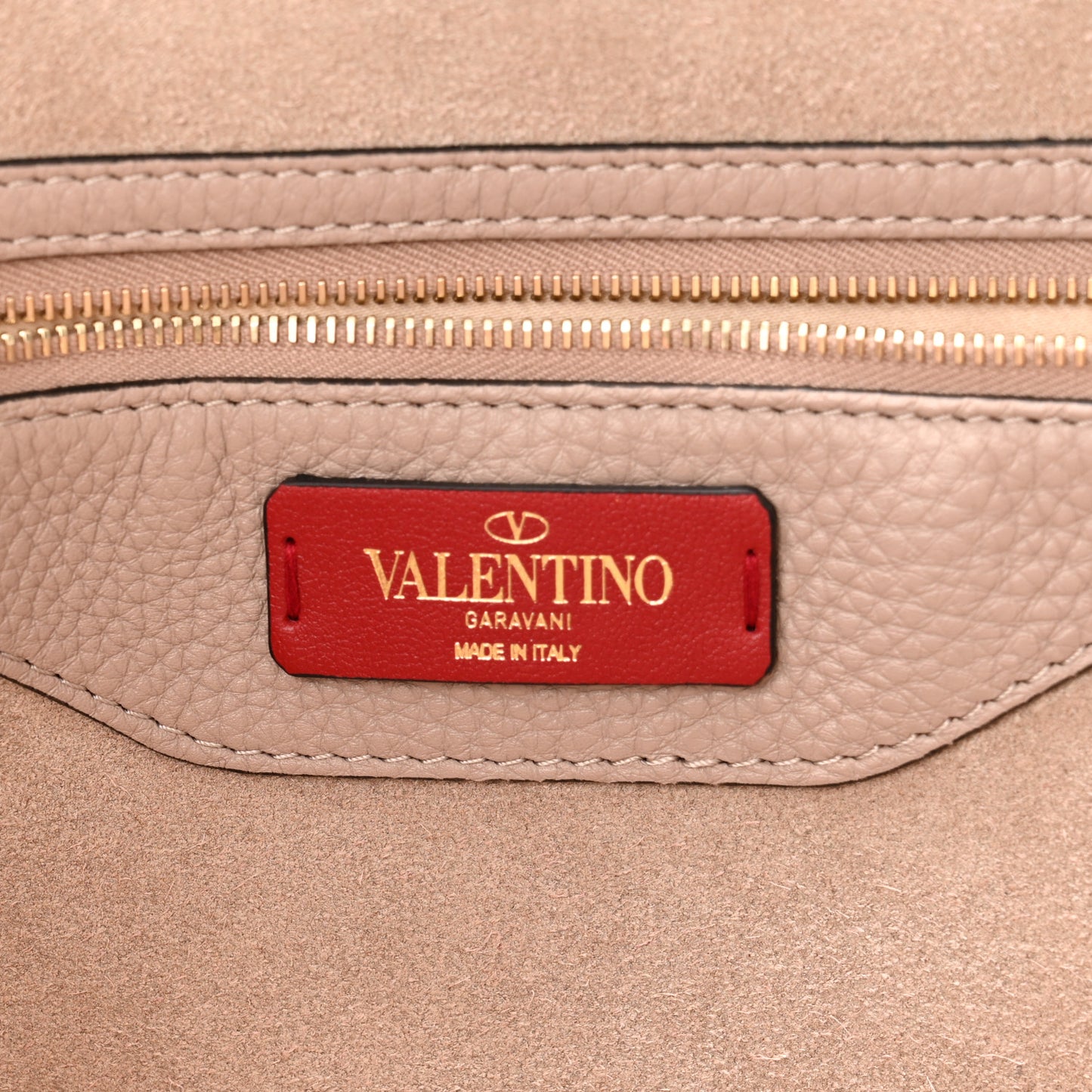 Grained Calfskin Rockstud Shoulder Tote Poudre