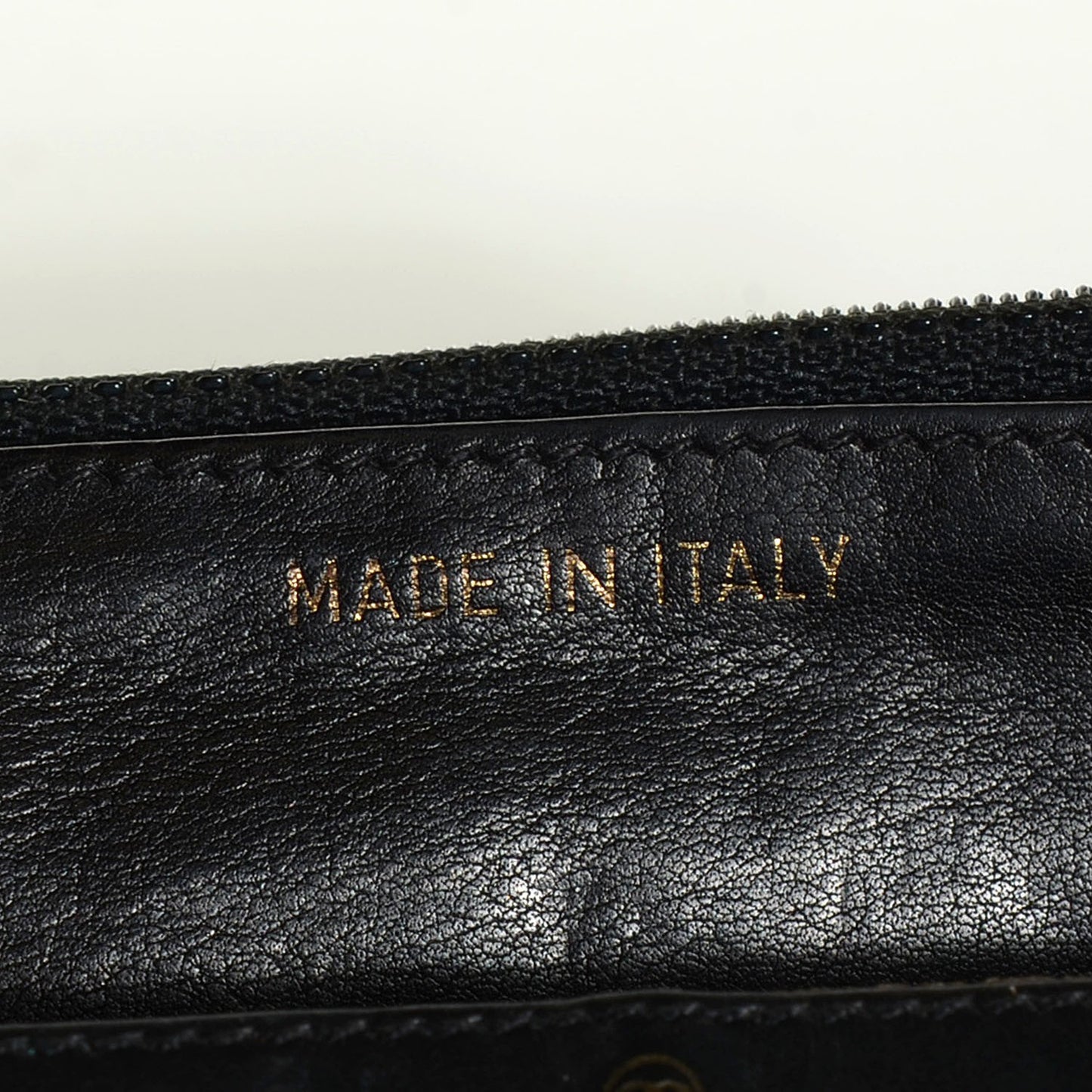 Caviar Timeless CC Wallet on Chain WOC Black