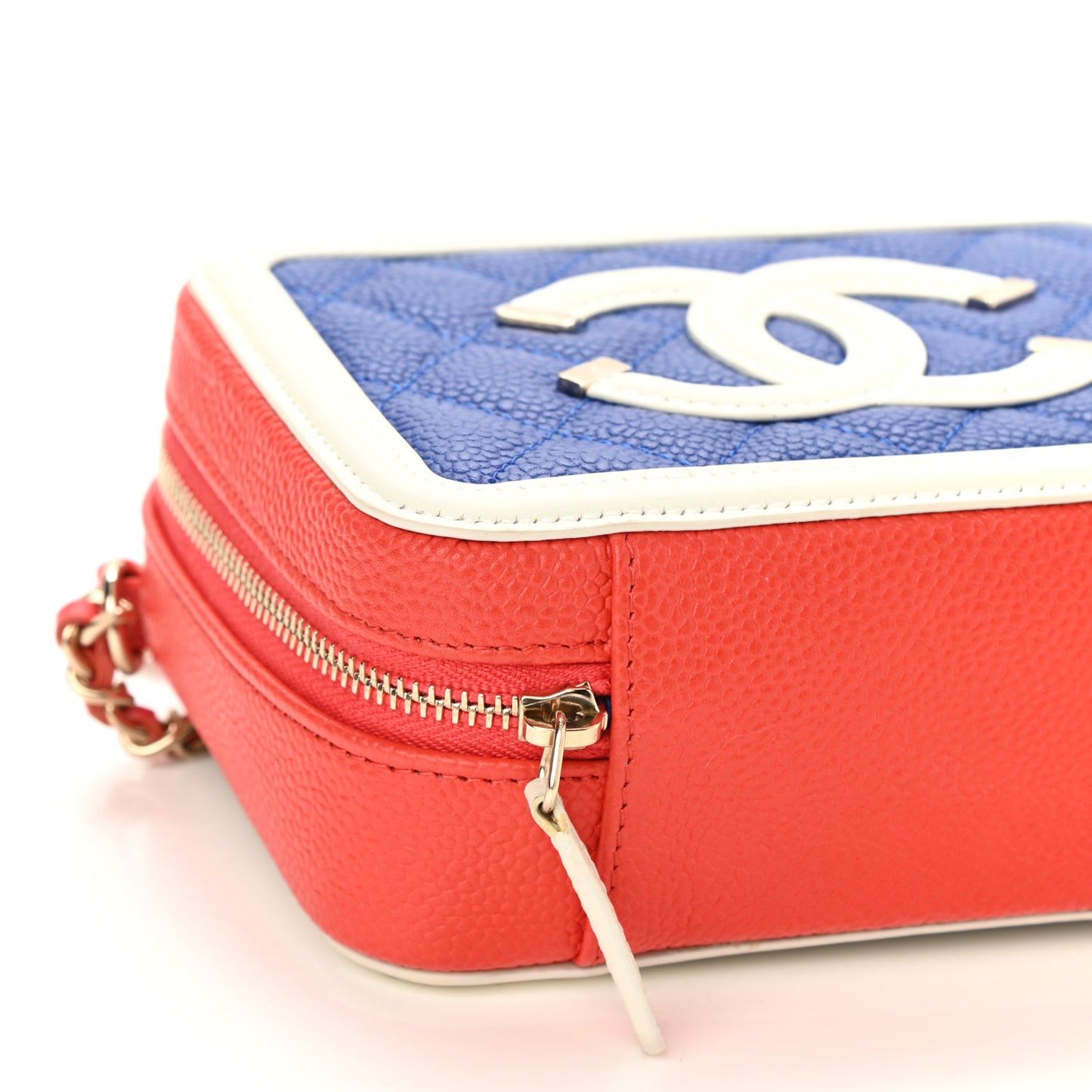 Caviar Quilted Filigree Vanity Clutch With Chain Blue White Red