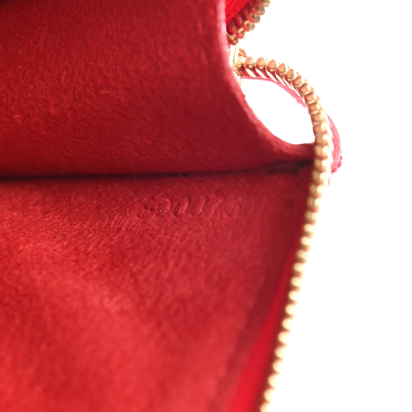 Epi Pochette Accessories 24 Castillan Red