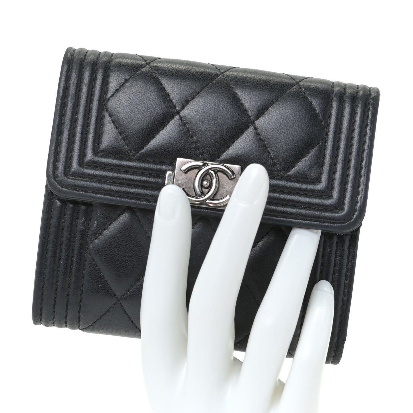 Lambskin Quilted Compact Boy Wallet Black