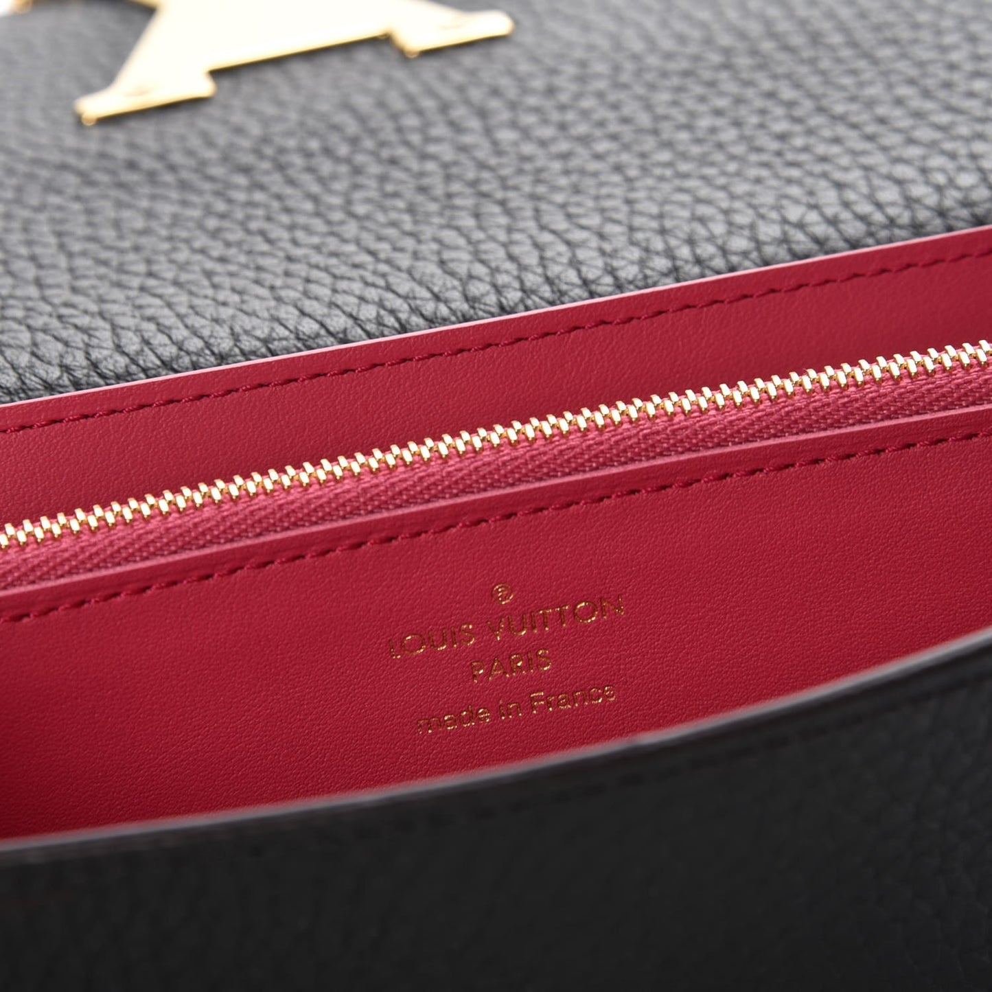 Taurillon Capucines Wallet Black