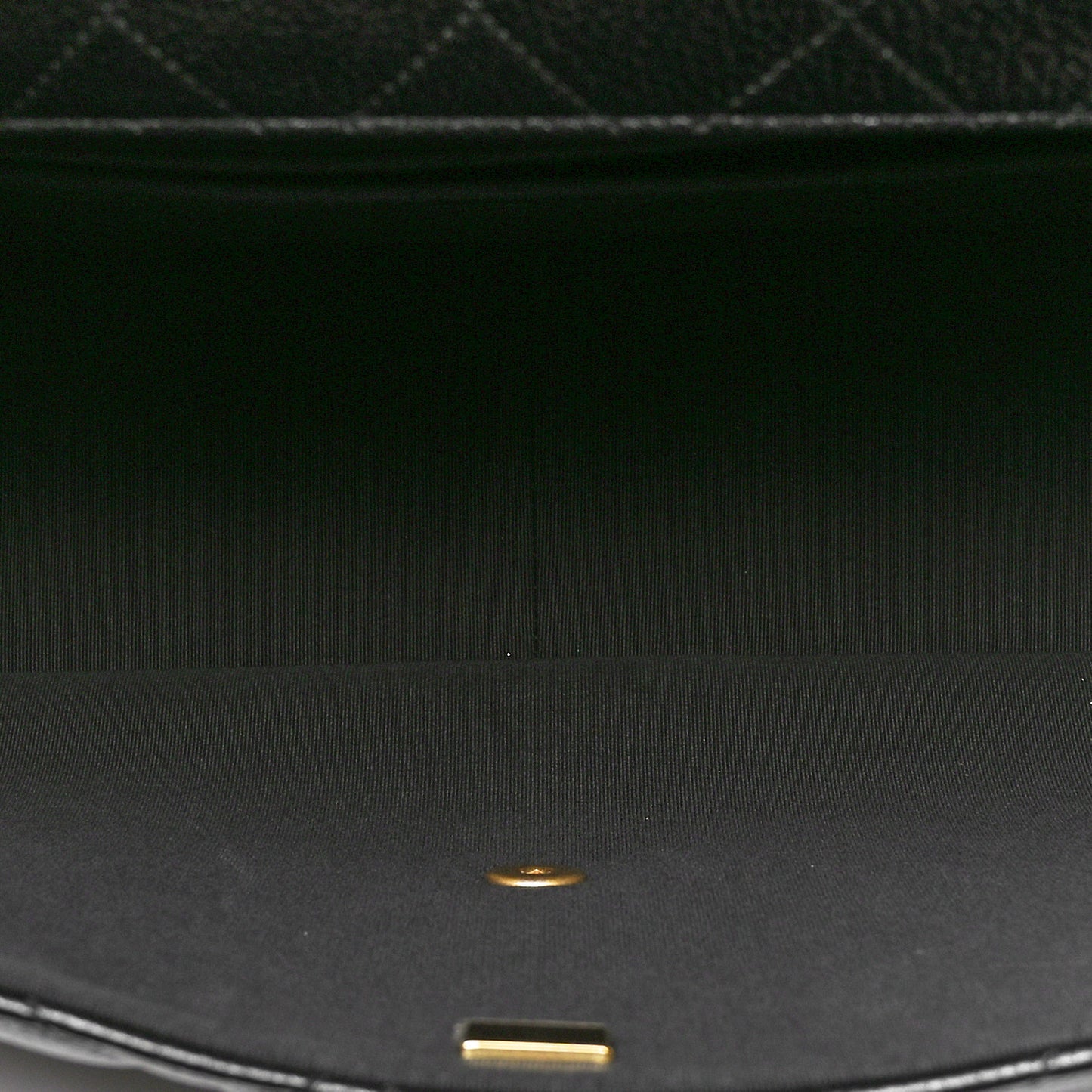 Caviar Quilted XXL Travel Flap Bag Black
